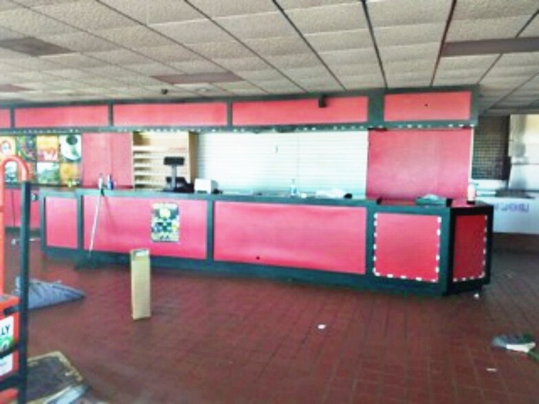 More Photos Of 1501 Memorial Dr, Marietta General Retail For Sale