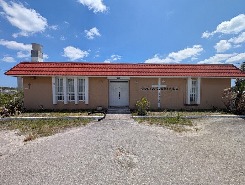 More Photos Of 812 N 7th St, Fort Pierce Medical For Lease