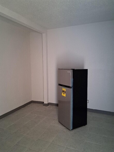 More Photos Of 319 Hidalgo St, Laredo Apartments For Sale