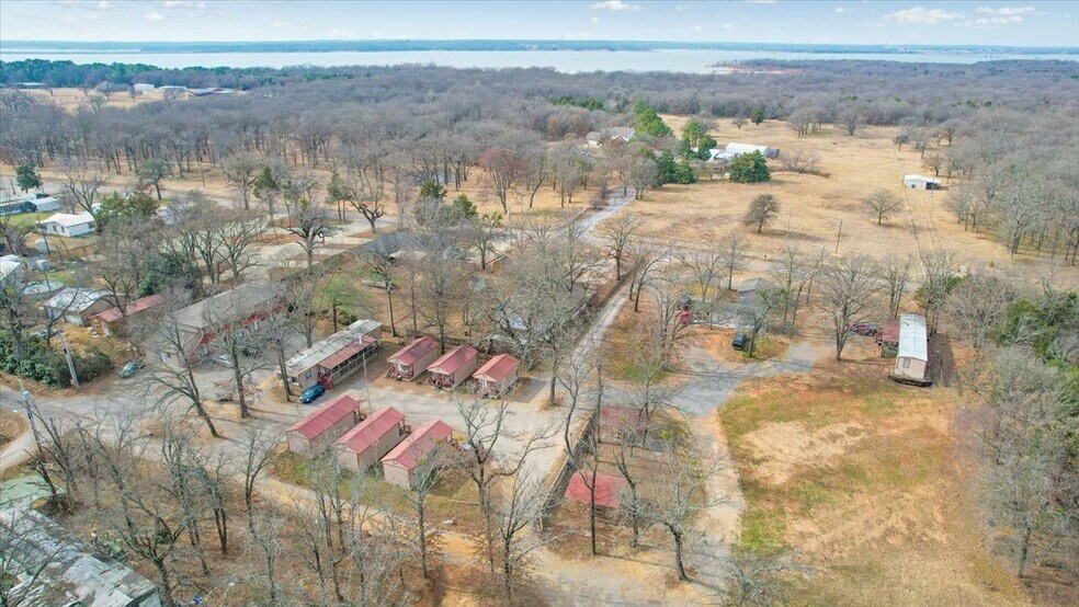 More Photos Of 141 Whippoorwill Dr, Mead Hotel For Sale