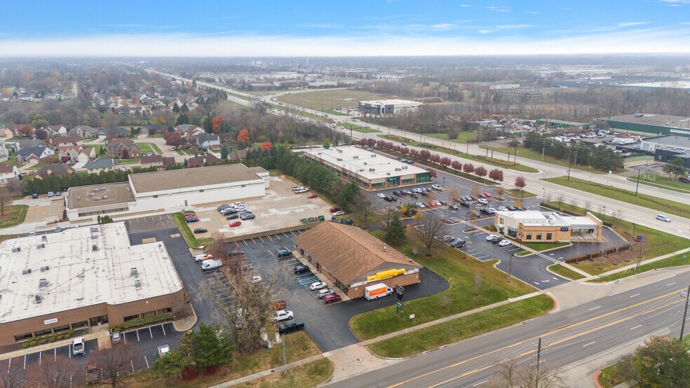 More Photos Of 5625-5655 18 Mile Rd, Sterling Heights Storefront For Sale