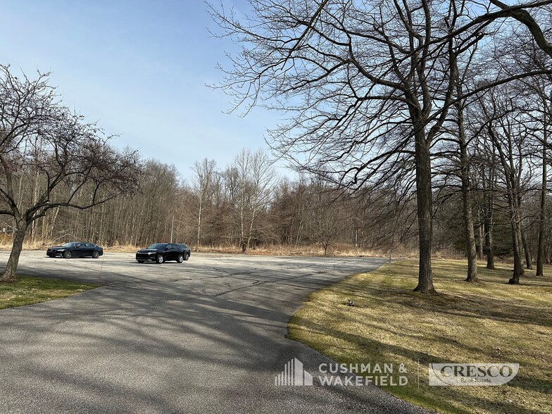 More Photos Of 4799 Lander Rd, Chagrin Falls Land For Sale