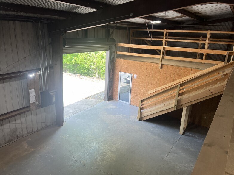 More Photos Of 138 Moose Loop Rd, Canton Warehouse For Lease