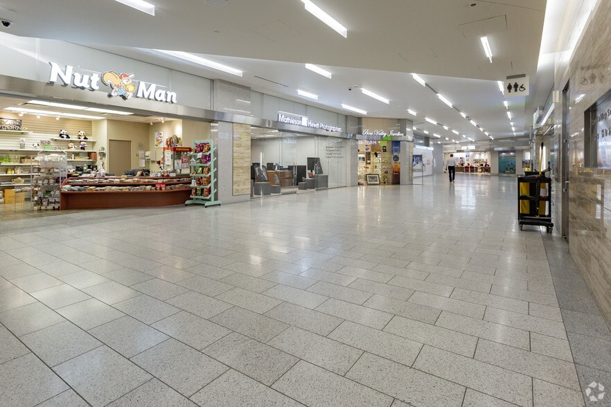 More Photos Of 205 5th Ave SW, Calgary Office For Lease