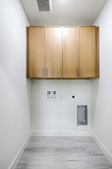 More Photos Of 4739 Gretna St, Dallas Apartments For Sale