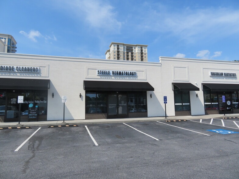 Primary Photo Of 308-326 Pharr Rd NE, Atlanta Unknown For Lease