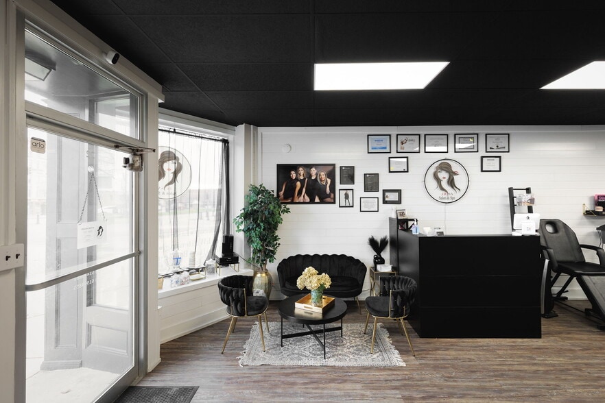 More Photos Of 18 Public Sq, Watertown Storefront Retail Residential For Sale