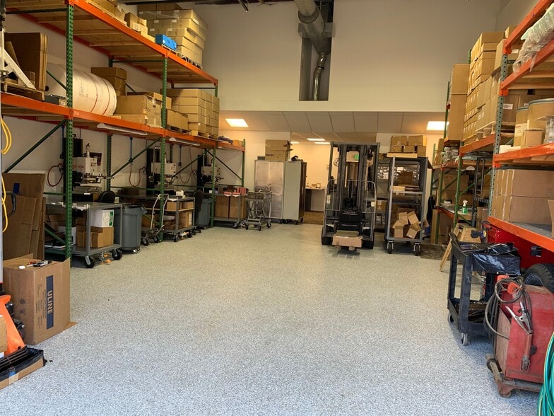 More Photos Of 123-151 12th St SW, Loveland Manufacturing For Lease