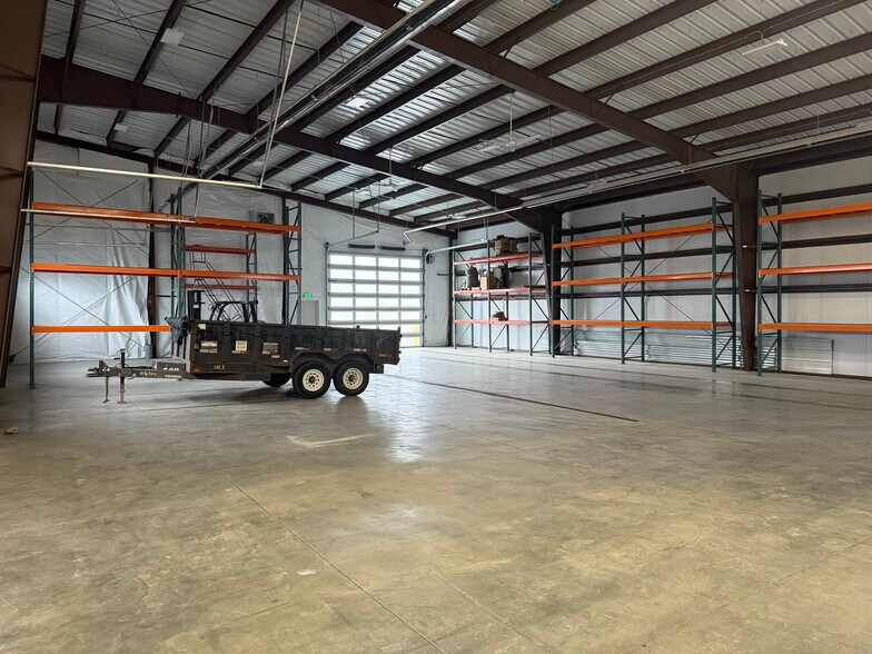 More Photos Of 3801 W Riverbend Ave, Post Falls Office For Lease