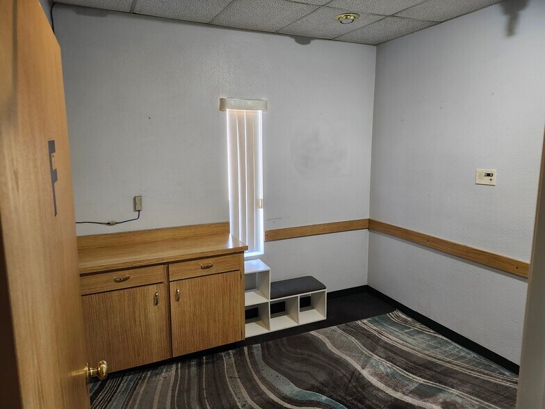 More Photos Of 3650 S Eastern Ave, Las Vegas Medical For Sale