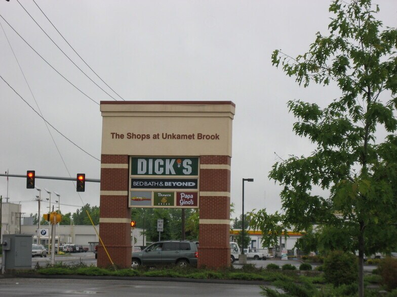 More Photos Of 685 Merrill Rd, Pittsfield Freestanding For Lease