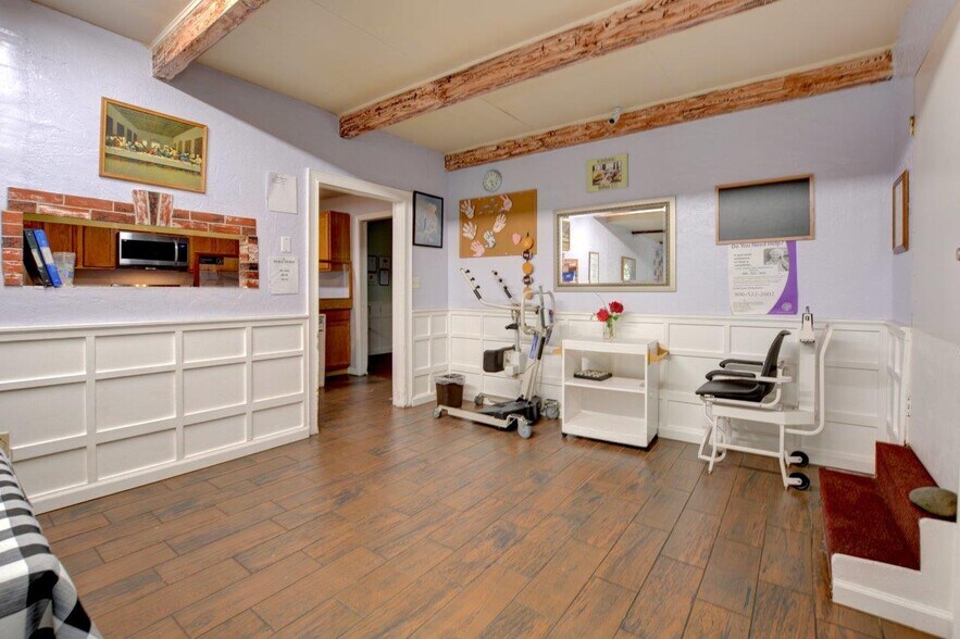 More Photos Of 625 Barbara Drive, Grants Pass Assisted Living For Sale