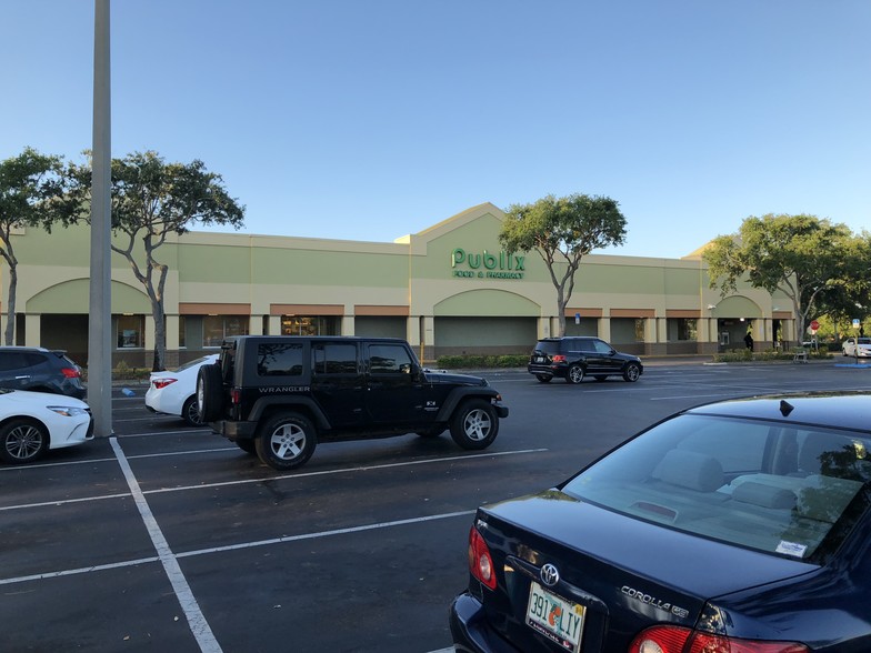 Primary Photo Of 10400-10600 Roosevelt Blvd, Saint Petersburg Unknown For Lease