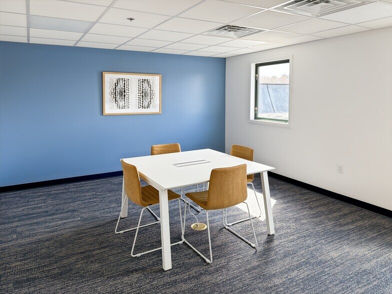 More Photos Of 474 N Franklin St, Holbrook Coworking Space