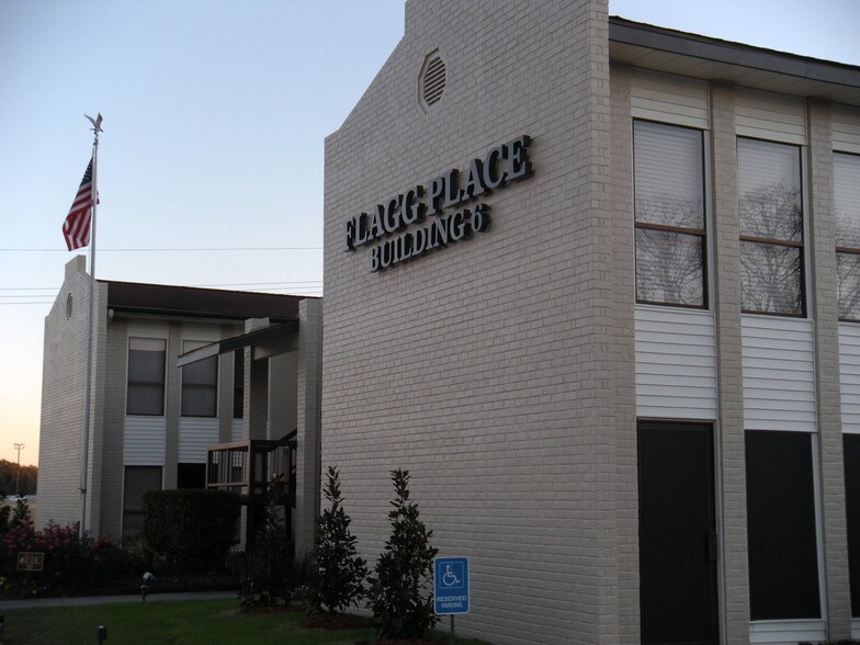 More Photos Of 113 Flagg Pl, Lafayette Medical For Lease