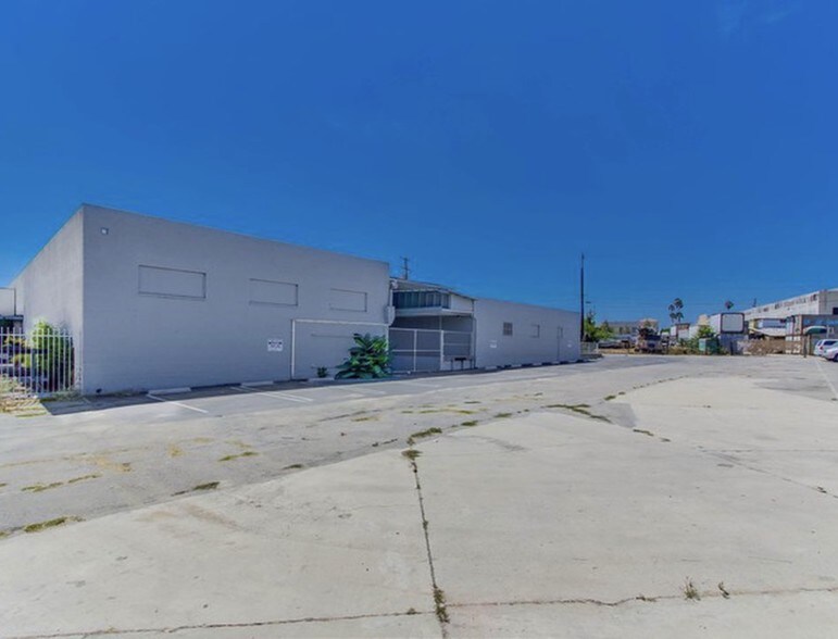 More Photos Of 424 S Gladys Ave, San Gabriel Manufacturing For Lease