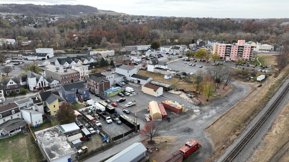 More Photos Of 309 S Main St, Phillipsburg Office For Sale