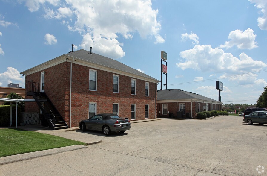 More Photos Of 1980 Old Fort Pky, Murfreesboro Office For Lease