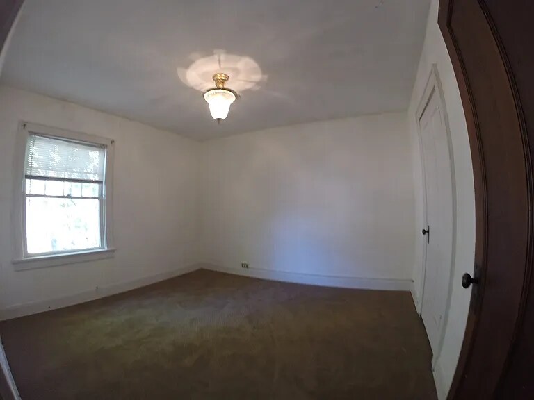 More Photos Of 2546 Neil Ave, Columbus Multifamily For Sale