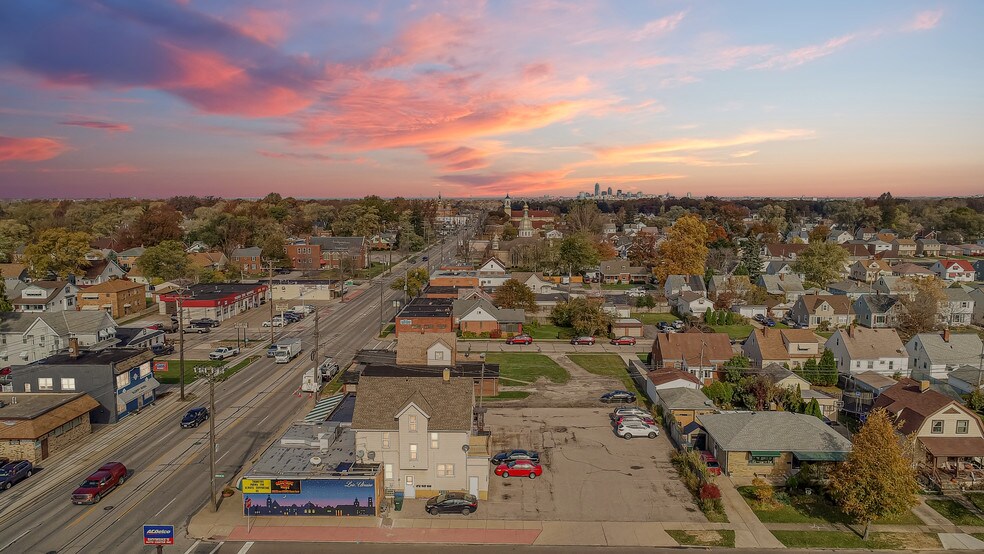 More Photos Of 6001 State Rd, Parma Restaurant For Sale