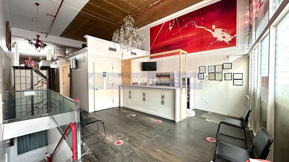 More Photos Of 446-448 Broadway, New York Storefront Retail Residential For Lease