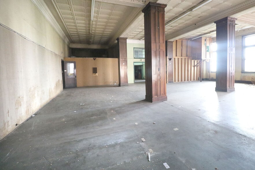 More Photos Of 312 N 7th St, Steubenville Warehouse For Sale