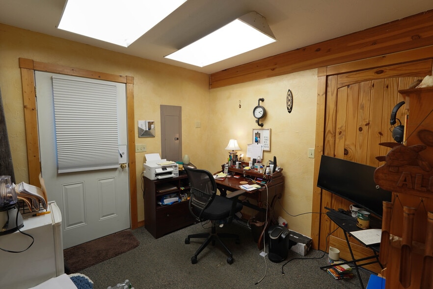 More Photos Of 428 1st Ave W, Kalispell Office For Sale