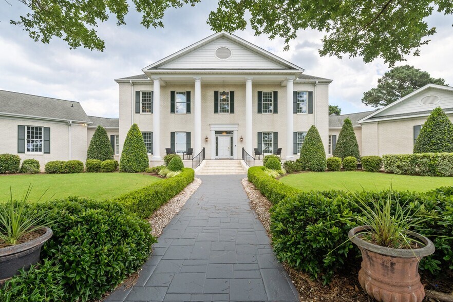 More Photos Of 220 Pungo Shores, Belhaven Lodge Meeting Hall For Sale