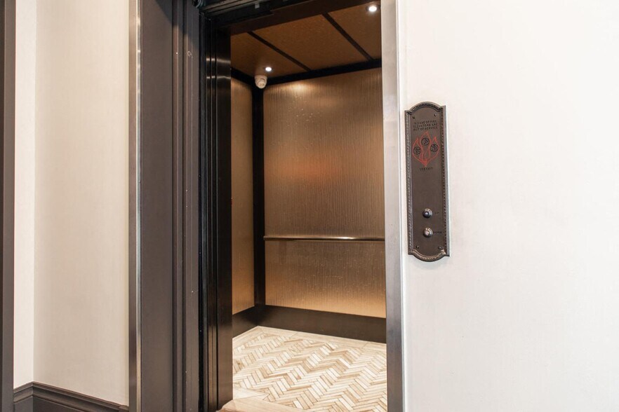 More Photos Of 21 S California St, Ventura Office For Lease