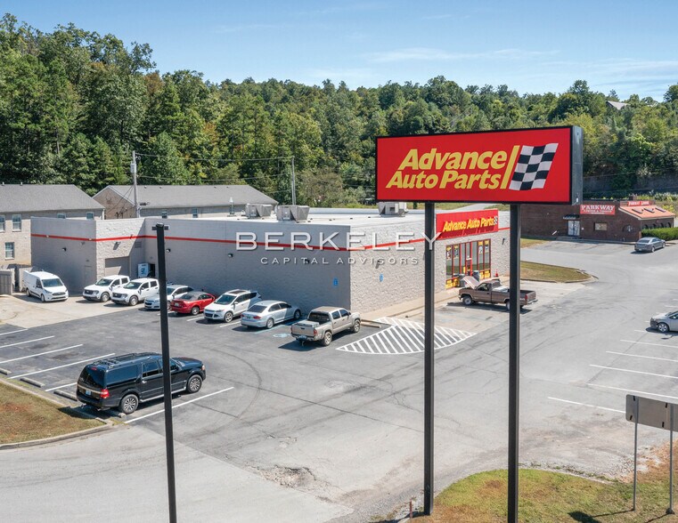 More Photos Of 400 E Mountain Pky, Salyersville Freestanding For Sale