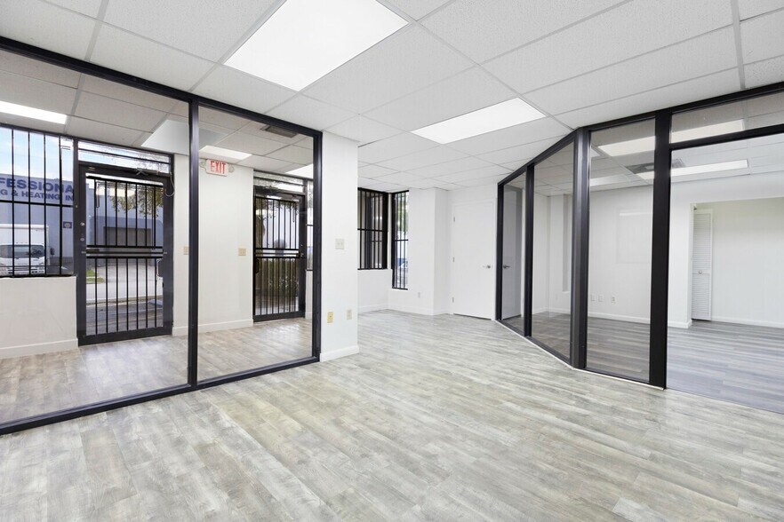 More Photos Of 1740-1742 NW 93rd Ave, Miami Warehouse For Lease