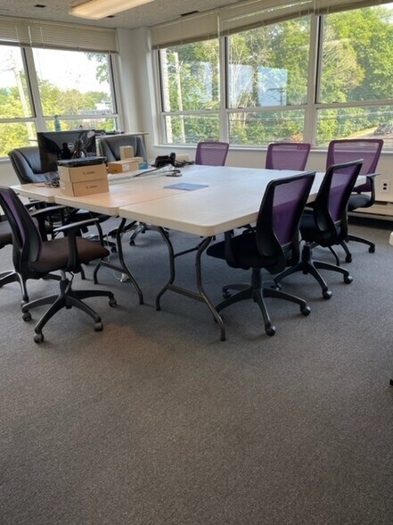 More Photos Of 44 Executive Blvd, Elmsford Loft Creative Space For Lease