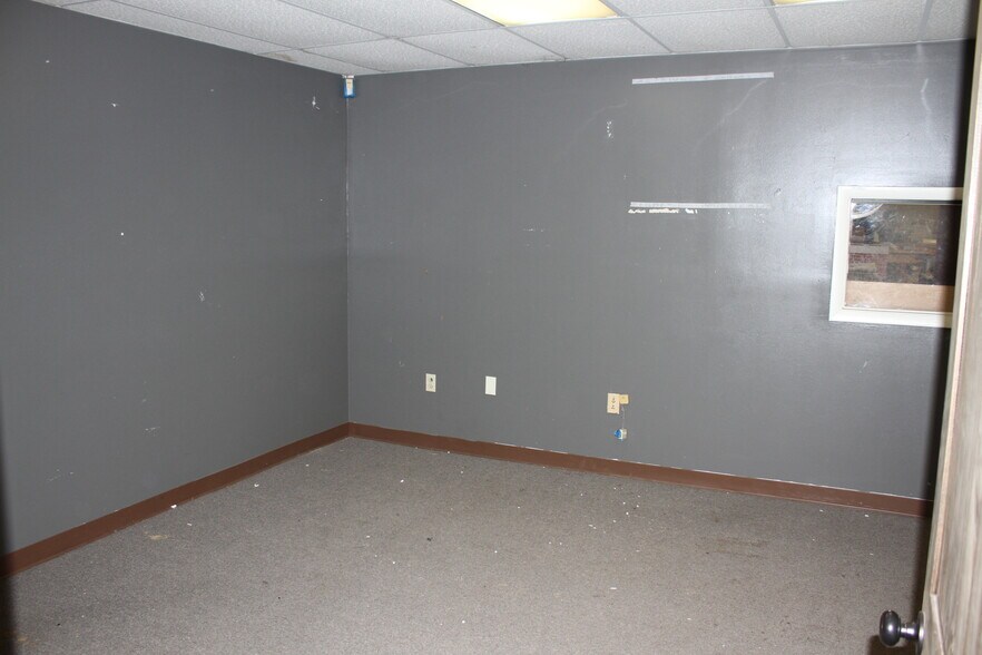 More Photos Of 1111 E Amelia St, Orlando Office For Lease