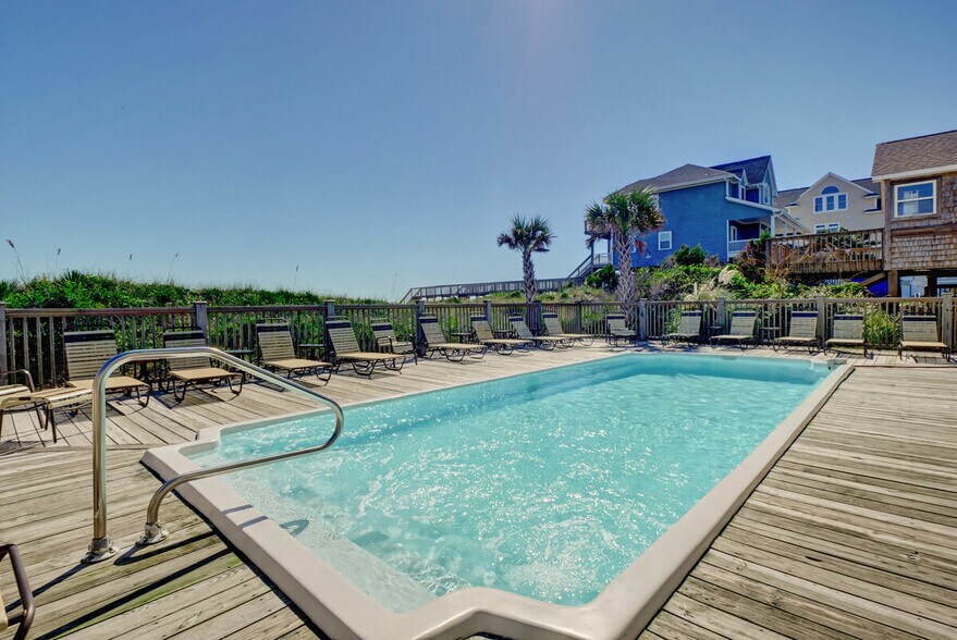 More Photos Of 2068 New River Inlet Rd, North Topsail Beach Apartments For Sale