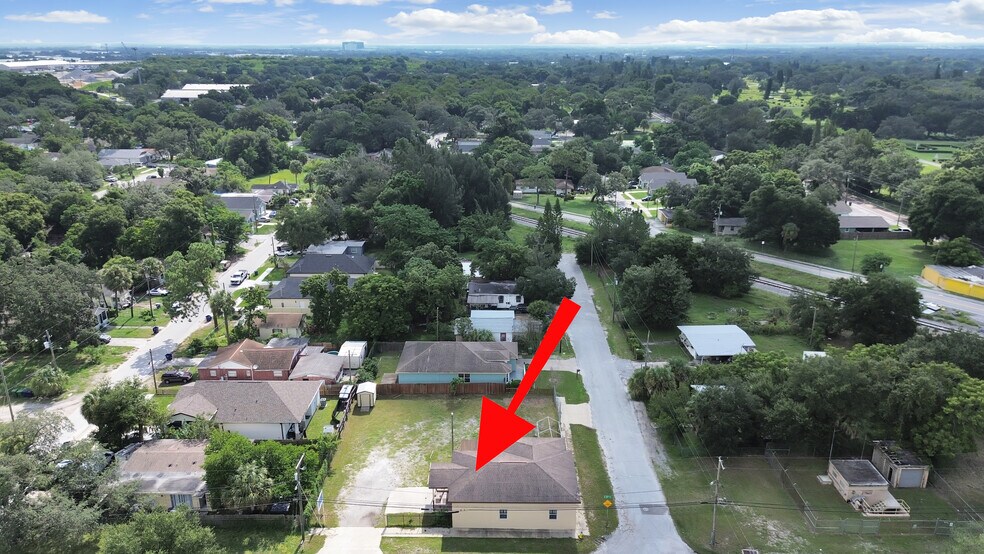 More Photos Of 4501 N 42nd St, Tampa Religious Facility For Sale