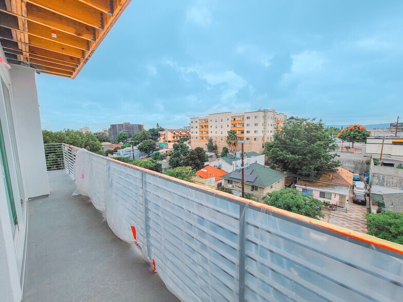 More Photos Of 319 N Westlake Ave, Los Angeles Apartments For Sale