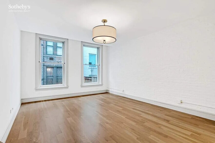 More Photos Of 416 W Broadway, New York Apartments For Sale
