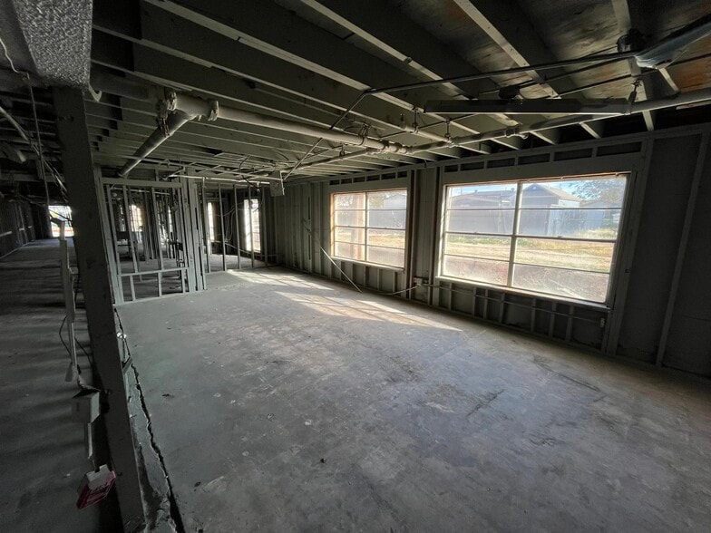 More Photos Of 125 Avenue J, Anson Skilled Nursing Facility For Sale