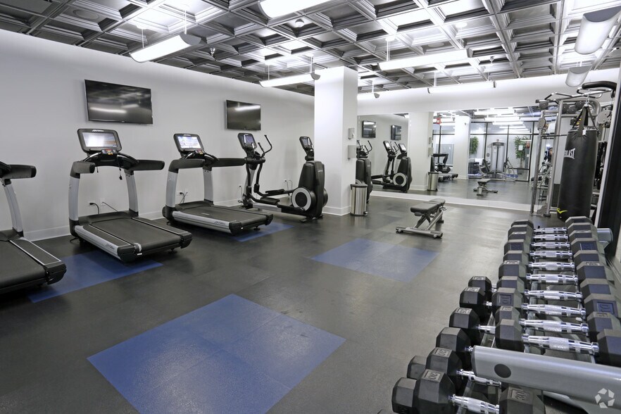 More Photos Of 1720 Central St, Evanston Apartments For Lease