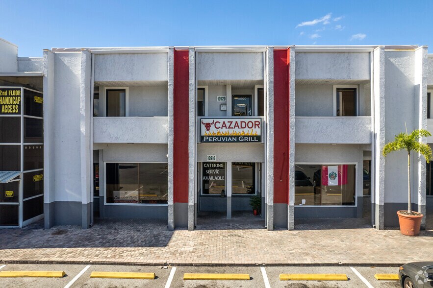 More Photos Of 10906 N 56th St, Tampa Unknown For Lease