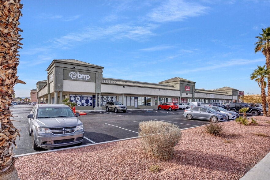 More Photos Of 6235 S Pecos Rd, Las Vegas Storefront For Lease