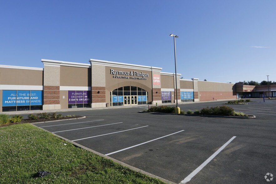 Primary Photo Of 1345-1471 US Highway 1, North Brunswick Freestanding For Lease