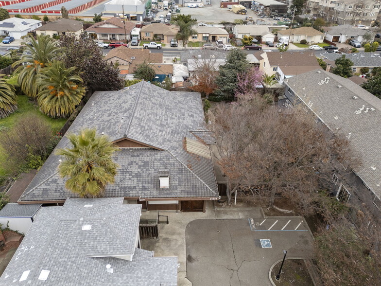 More Photos Of 24954 Cypress Ave, Hayward Multifamily For Sale