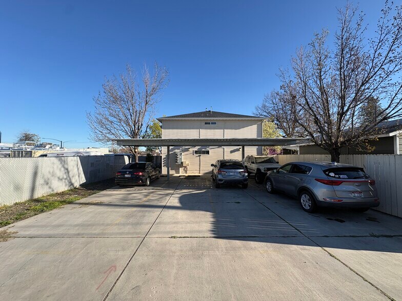 More Photos Of 119 E King St, Meridian Apartments For Sale