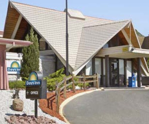 More Photos Of 4610 Rusina Rd, Colorado Springs Hotel For Sale