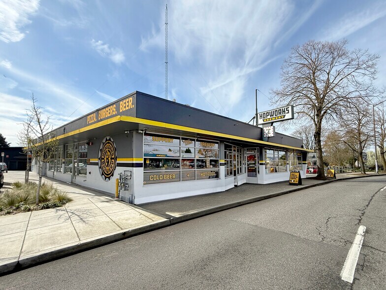 Primary Photo Of 2944 SE Powell Blvd, Portland Storefront Retail Office For Lease