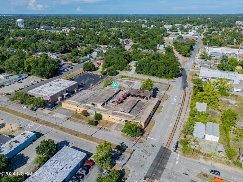 More Photos Of 1315 S 5th Ave, Wilmington Warehouse For Sale