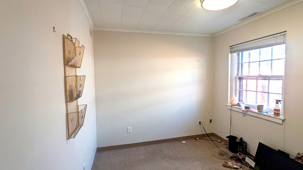 More Photos Of 5555 Main St, Williamsville Office For Lease