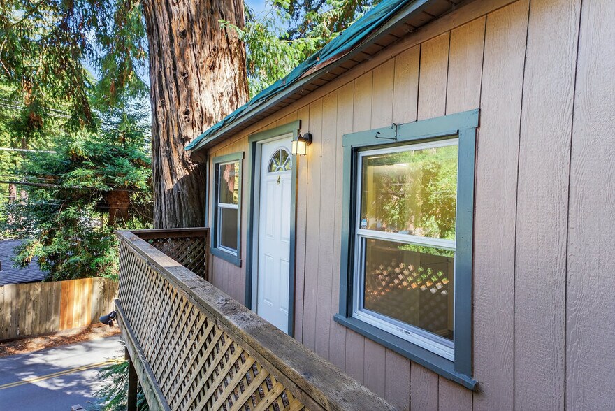 More Photos Of 9969 Alba Rd, Ben Lomond Apartments For Sale