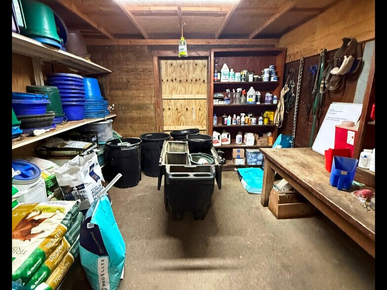 More Photos Of 12310 Gammon rd, Providence Horse Stables For Sale